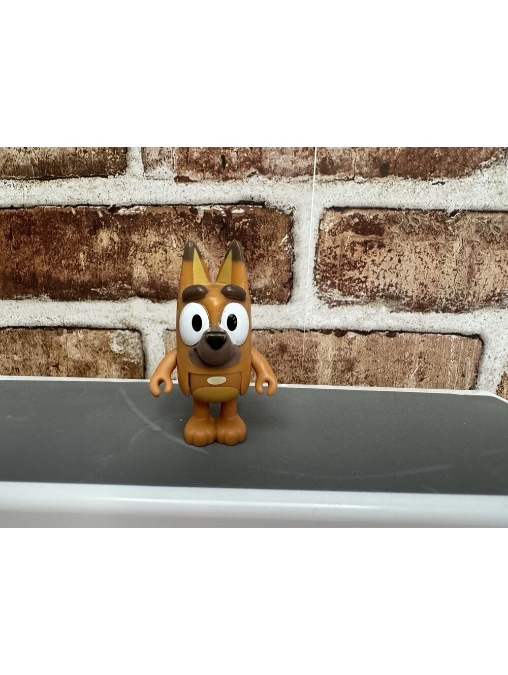 Bluey Friend PRETZEL Chihuahua Brown Dog Friend Replacement Figure Blue RARE